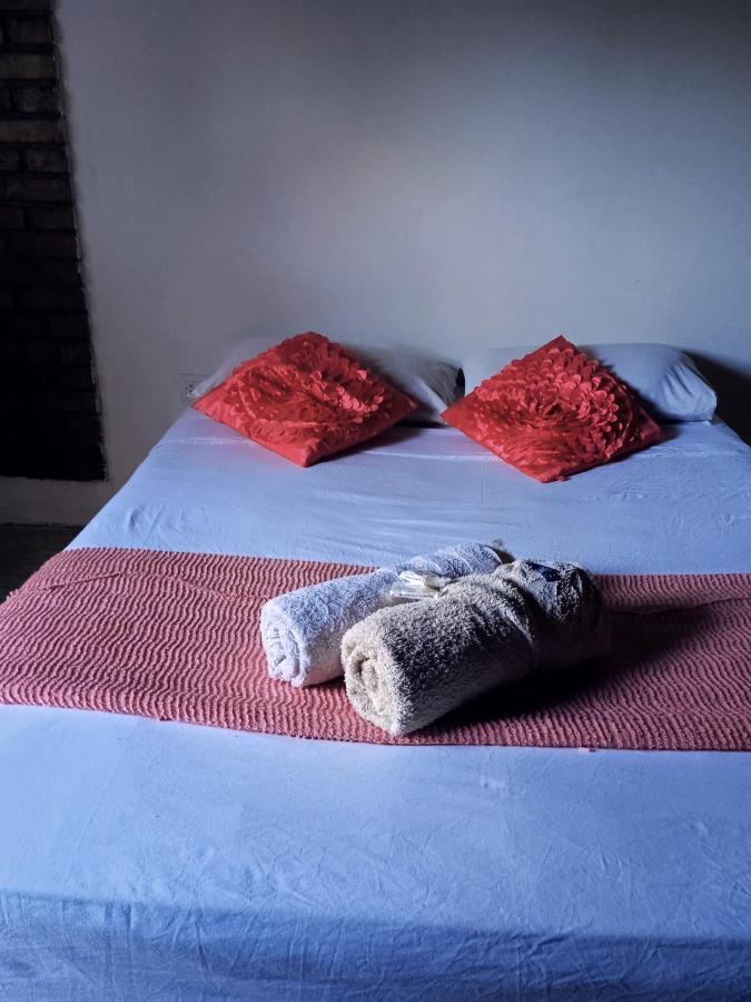 Garden Stone Hostel Πουέρτο Ιγκουασού Εξωτερικό φωτογραφία