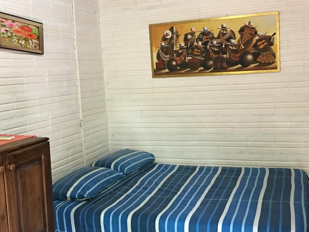 Garden Stone Hostel Πουέρτο Ιγκουασού Εξωτερικό φωτογραφία